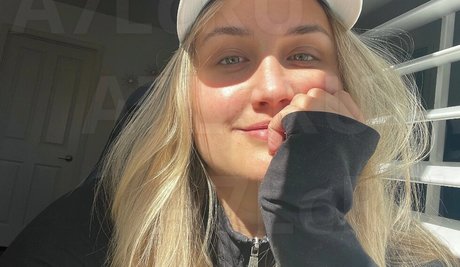 Naomi Kyle 最高のポルノスター 写真