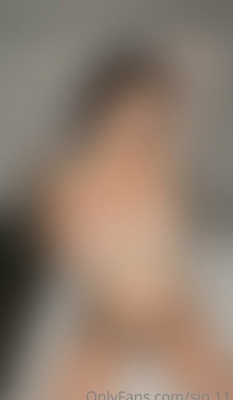 sin free 裸のポルノスター 写真