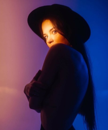 Anastasia Vasichkina HDポルノスター ギャラリー