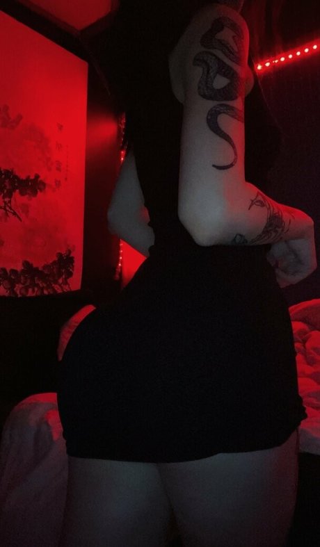 Srullaa ポルノスター 写真