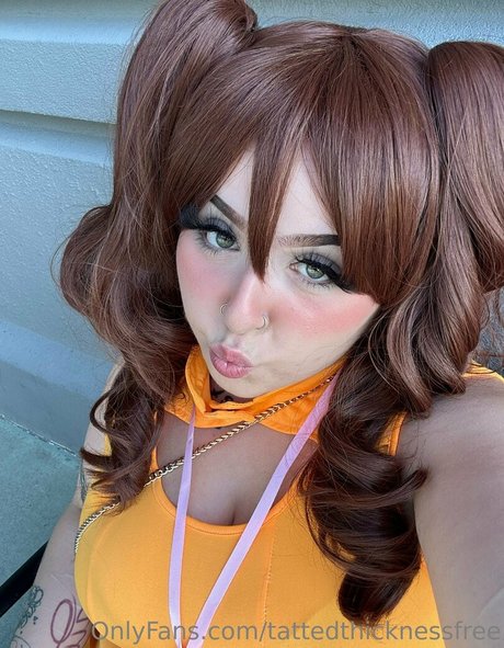 tattedthicknessfree エロティックモデル 画像