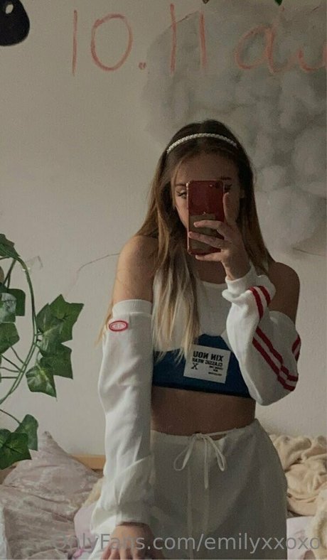 emilyxxoxo 美しいモデル 写真