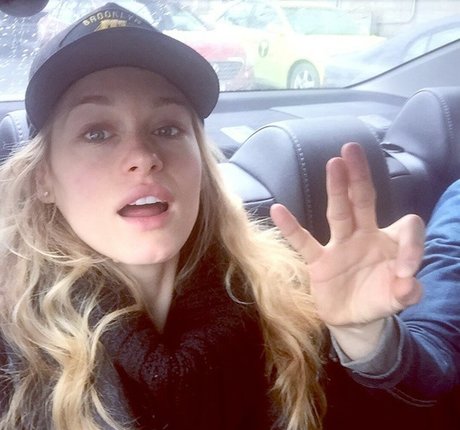 Leven Rambin トップ女優 写真