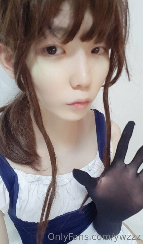 ywzzz 独占女優 写真