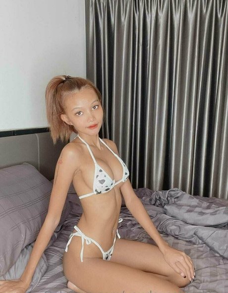 yourloveablechloe ヌードモデル 写真