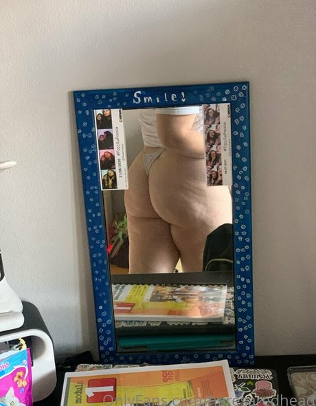 heresaredhead ポルノスター 写真