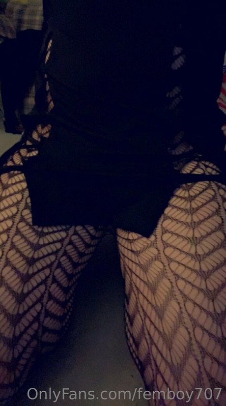 femboy707 xxxスター 写真