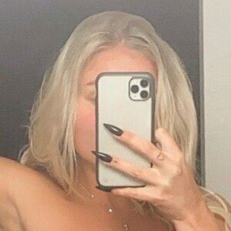Julia Markham アートポルノスター 写真