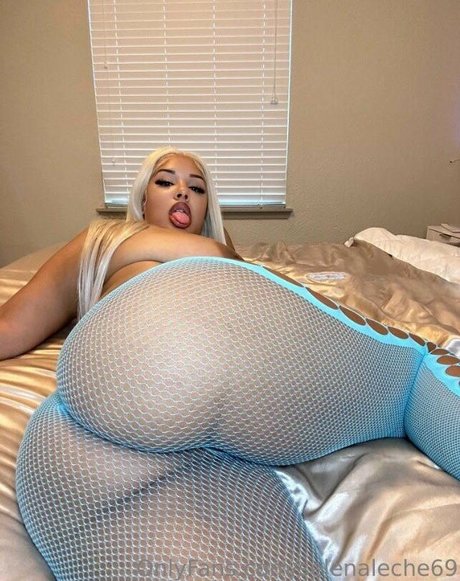 Selenaleche69 ポルノスター 画像