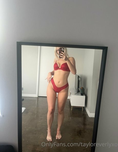tayloreverlyxo ポルノスター 写真