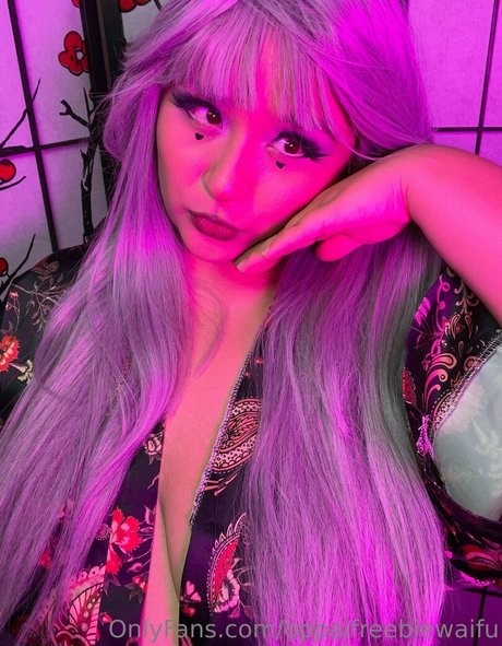 oppaifreebiewaifu エロティックなスター 写真