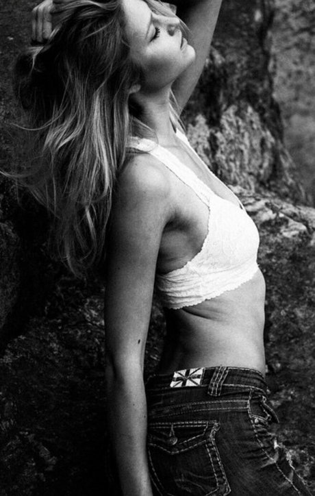 Gabby Downing 完璧なモデル 写真