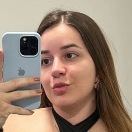 Laurinhafeer ポルノスター 画像