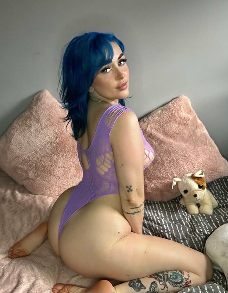 daisypinnix top profile image