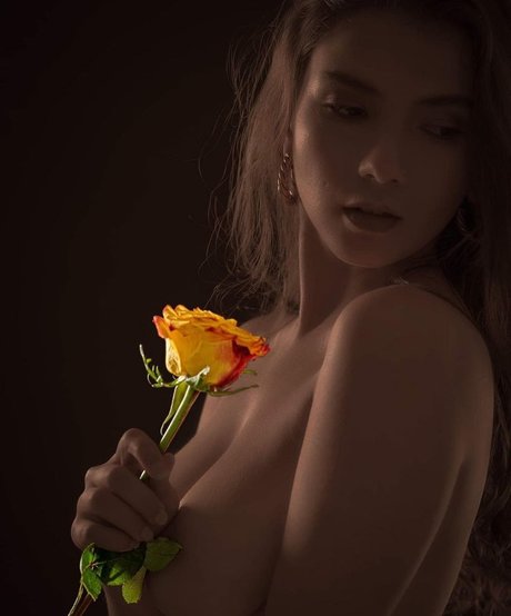 Catarinaxantunes 裸モデル 画像