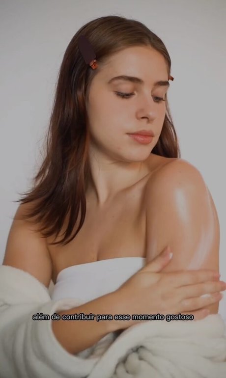 Gabi Stacenco アートスター 写真