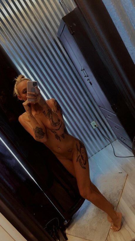 theonlybarbi2 モデル 写真