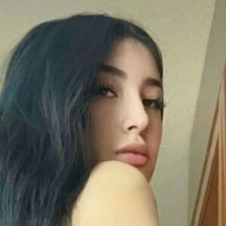 yessalbarrn セックスモデル 写真
