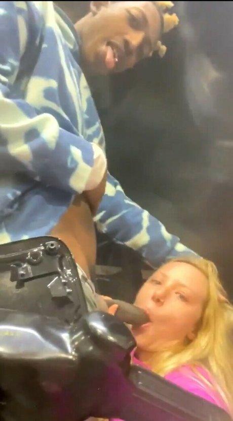 dixielynnxxx セクシーなポルノスター 写真