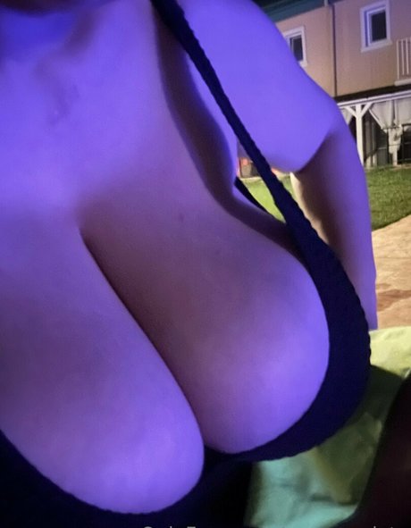 sexycreolyta 裸のポルノスター 画像