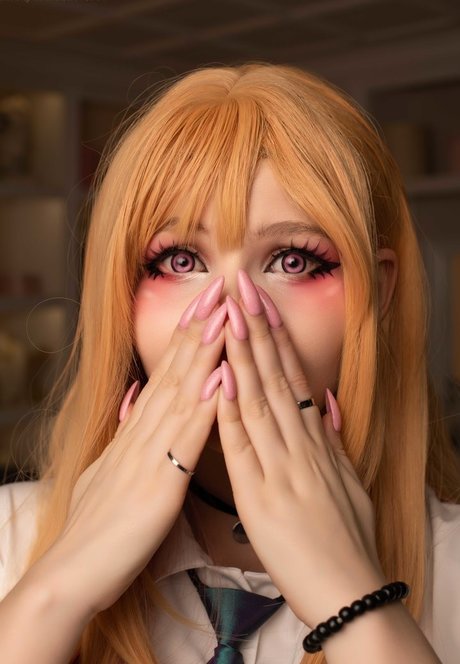 太った足のOnlyFans アートポルノ 写真