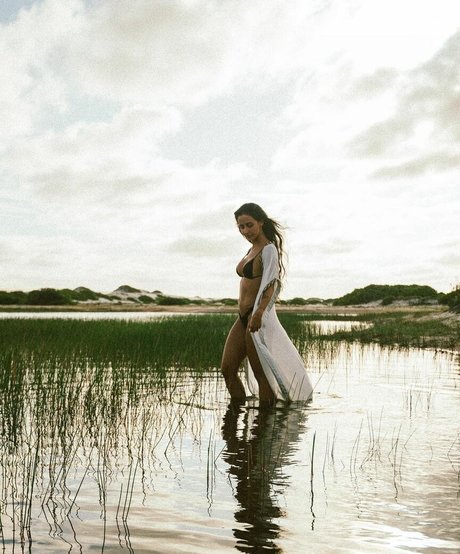 Mariana Nolasco アダルトモデル 写真