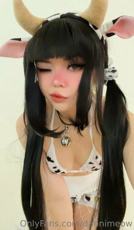 DanniMeow セクシー女優 写真