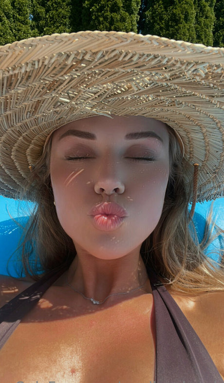 madisonbrock セクシー女優 ギャラリー