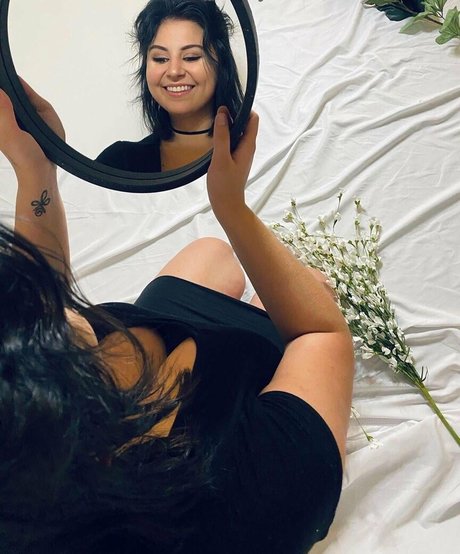 Caroline Casbon 完璧なモデル 写真