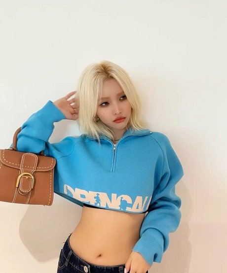 tiny pretty j ポルノスター アート 写真