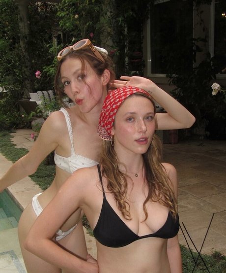 Iris Apatow ポルノスター パーフェクト ギャラリー