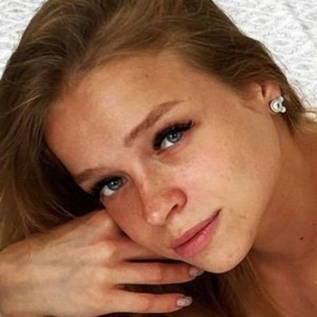 Alexa Flexy ヌード女優 写真