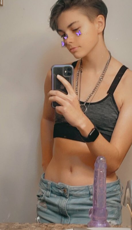 Dannygaypuppy エロティックなモデル 画像