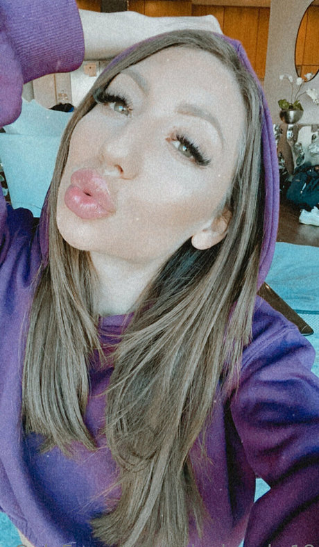 Haleybrooks18 ホットなモデル 画像