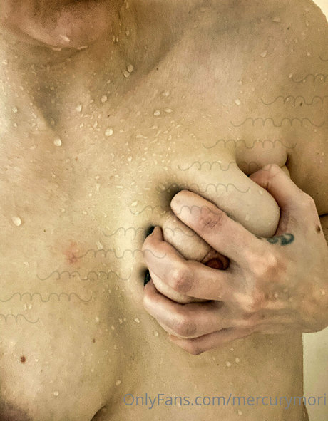 mercurymori 独占モデル 写真