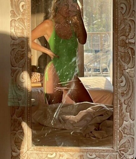 Thebigtittiecommittee 完璧なモデル 写真