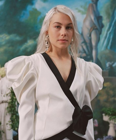 Phoebe Bridgers ヌードモデル 写真