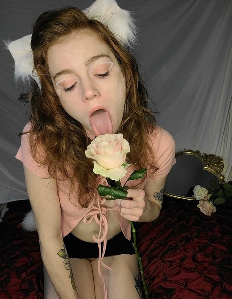 lil red rae666 エロティックモデル 写真
