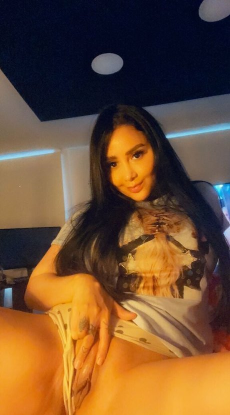Xdayaannax 美しいモデル 画像