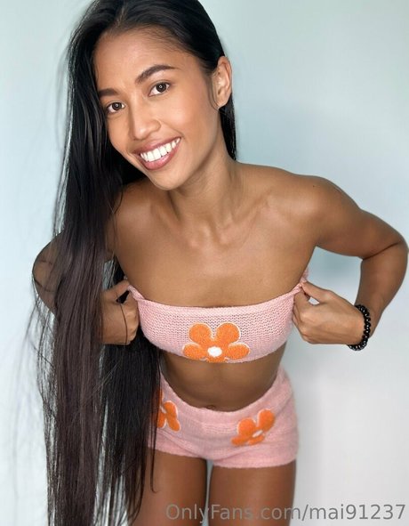 Mai Netnapar 美しいモデル 写真