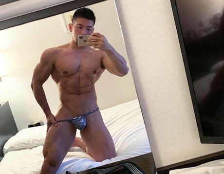 runssm ポルノスター 写真