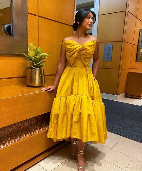 Maitreyi Ramakrishnan ポルノスター 画像