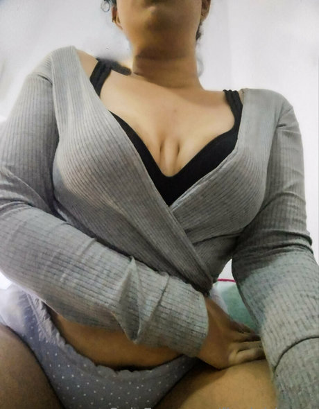 finalgirlasmr 高品質のスター 写真