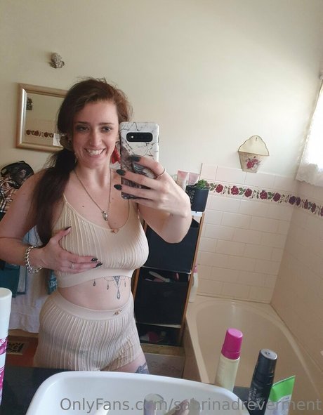 sabrinadreverment top profile image