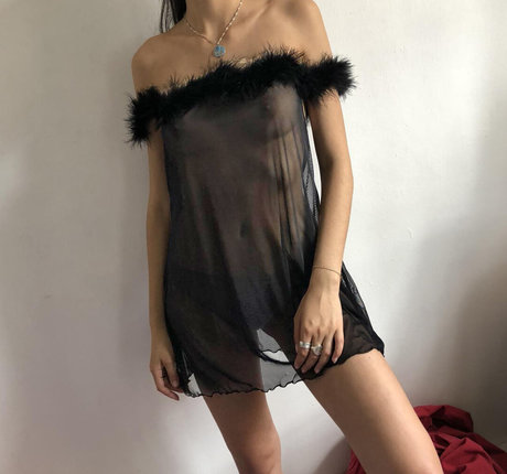 Depop Wins ポルノスター アート 写真