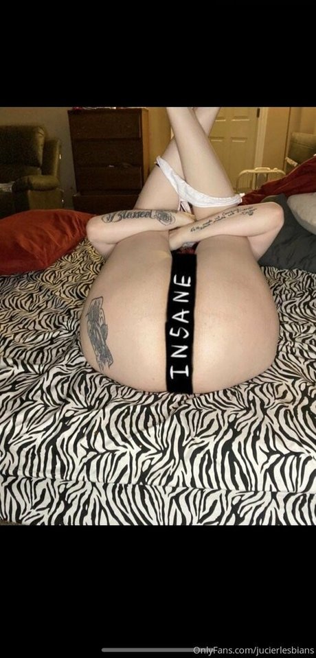 jucierlesbians アートスター 写真