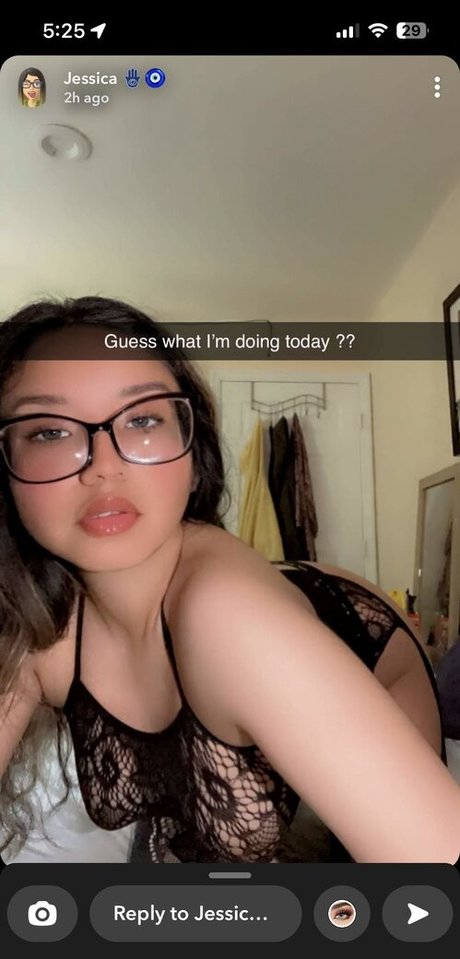 yetseniaa top profile image