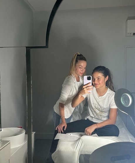 Emma Raducanu ホットモデル 画像