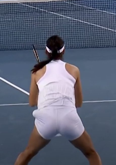 Emma Raducanu ポルノスター HD 写真