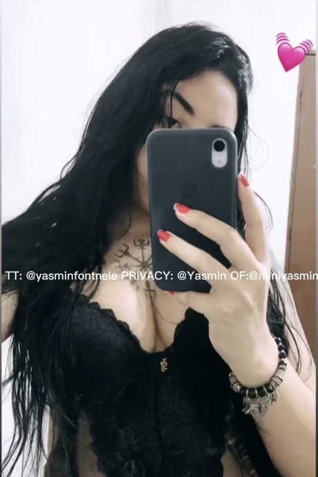 Yasmin Fontenele ホットモデル 画像
